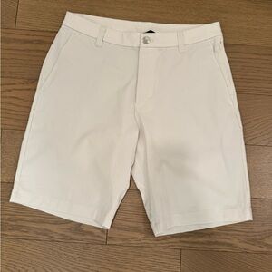 Lululemon Athletica Men's White Flat Front Shorts